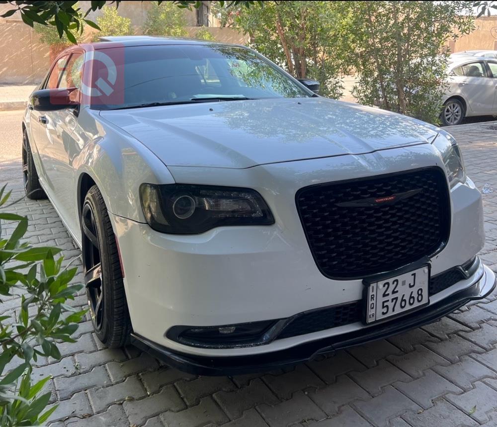 كرايسلر 300
